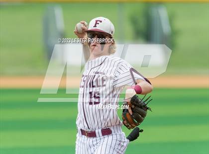 Thumbnail 3 in Robstown vs. Floresville (UIL 4A Regional Quarterfinals) photogallery.