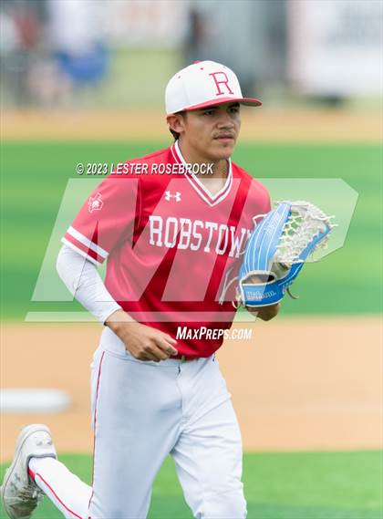 Thumbnail 1 in Robstown vs. Floresville (UIL 4A Regional Quarterfinals) photogallery.