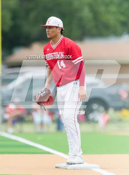 Thumbnail 2 in Robstown vs. Floresville (UIL 4A Regional Quarterfinals) photogallery.