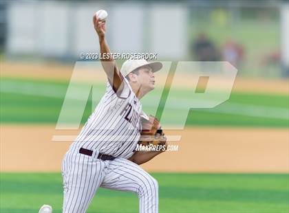 Thumbnail 1 in Robstown vs. Floresville (UIL 4A Regional Quarterfinals) photogallery.