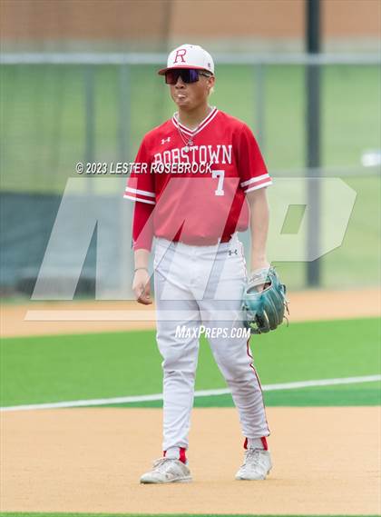 Thumbnail 2 in Robstown vs. Floresville (UIL 4A Regional Quarterfinals) photogallery.