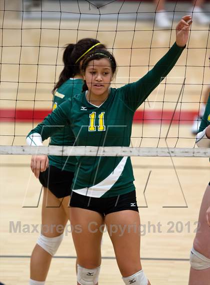 Thumbnail 2 in Gregori vs. Bishop Manogue (Varsity Stockton Classic) photogallery.