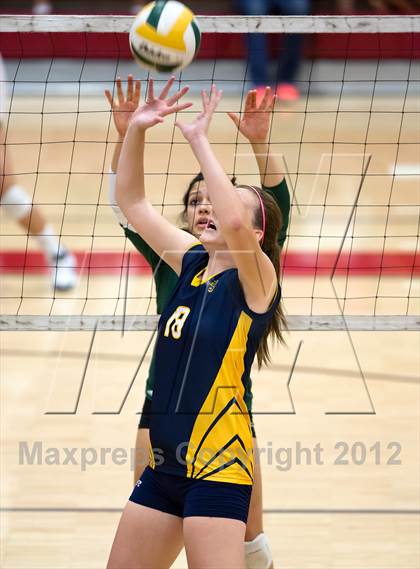Thumbnail 3 in Gregori vs. Bishop Manogue (Varsity Stockton Classic) photogallery.