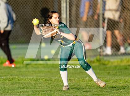 Thumbnail 3 in Davis Sr. @ Kennedy photogallery.
