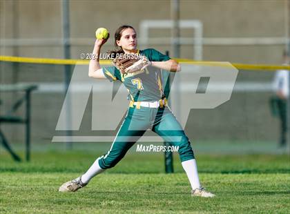 Thumbnail 3 in Davis Sr. @ Kennedy photogallery.