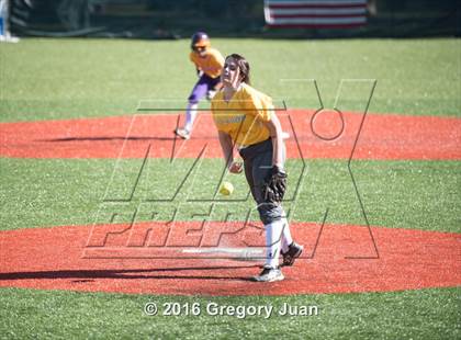 Thumbnail 1 in Lutcher vs. Haynes Academy photogallery.