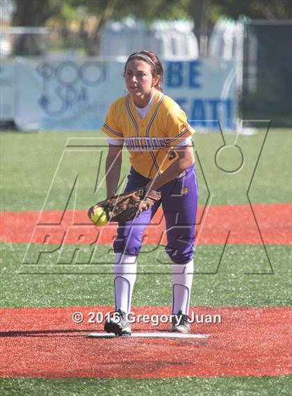 Thumbnail 3 in Lutcher vs. Haynes Academy photogallery.