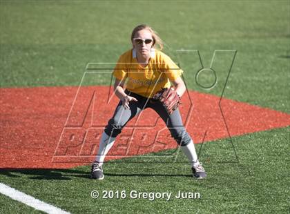Thumbnail 2 in Lutcher vs. Haynes Academy photogallery.