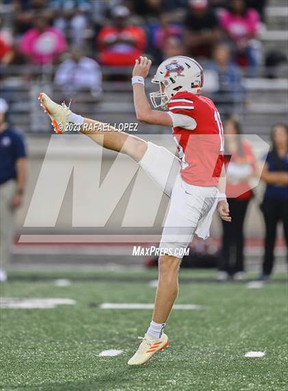 Thumbnail 3 in King @ Atascocita photogallery.