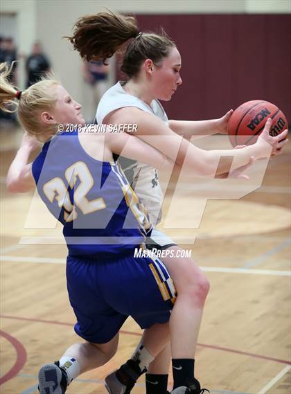Thumbnail 3 in Fleming vs. Genoa-Hugo/Karval (CHSAA 1A Regional Playoff) photogallery.