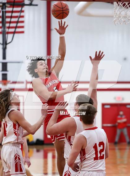 Thumbnail 3 in Bloomsburg vs. Troy (PIAA District IV Class AAA Semi-final) photogallery.