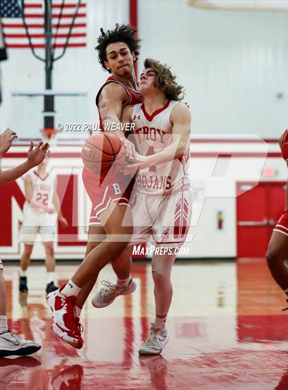 Thumbnail 2 in Bloomsburg vs. Troy (PIAA District IV Class AAA Semi-final) photogallery.