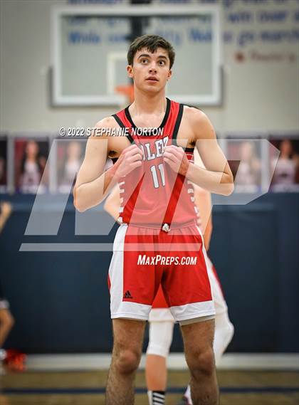 Thumbnail 2 in Toledo vs North Beach (WIAA 2B District Playoff) photogallery.