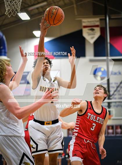 Thumbnail 3 in Toledo vs North Beach (WIAA 2B District Playoff) photogallery.