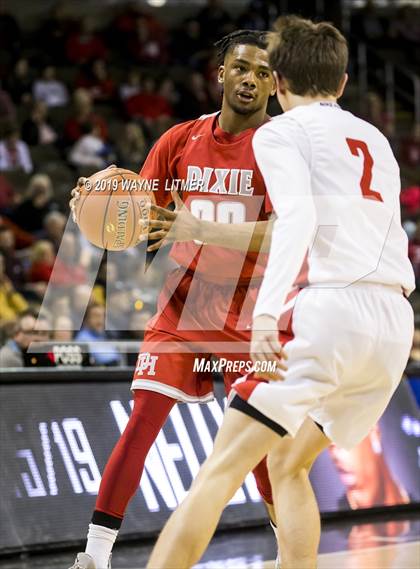 Thumbnail 2 in Dixie Heights vs Beechwood (KHSAA Ninth Region) photogallery.