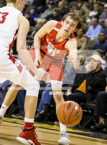 Thumbnail 3 in Dixie Heights vs Beechwood (KHSAA Ninth Region) photogallery.