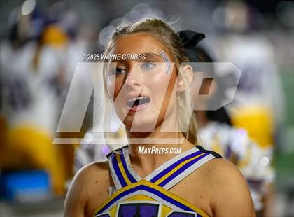 Thumbnail 3 in Benton @ Captain Shreve photogallery.