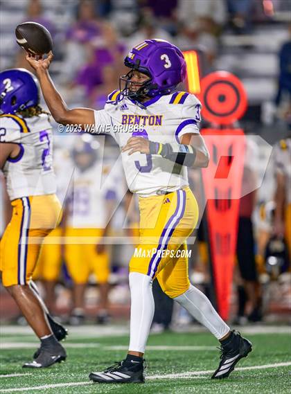 Thumbnail 1 in Benton @ Captain Shreve photogallery.