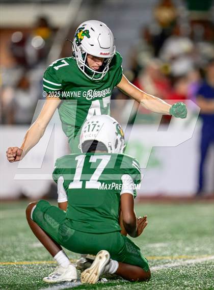 Thumbnail 2 in Benton @ Captain Shreve photogallery.