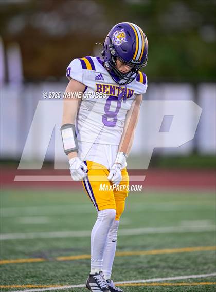 Thumbnail 2 in Benton @ Captain Shreve photogallery.