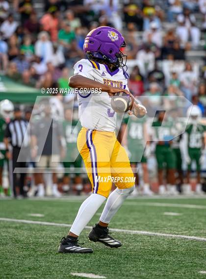 Thumbnail 1 in Benton @ Captain Shreve photogallery.