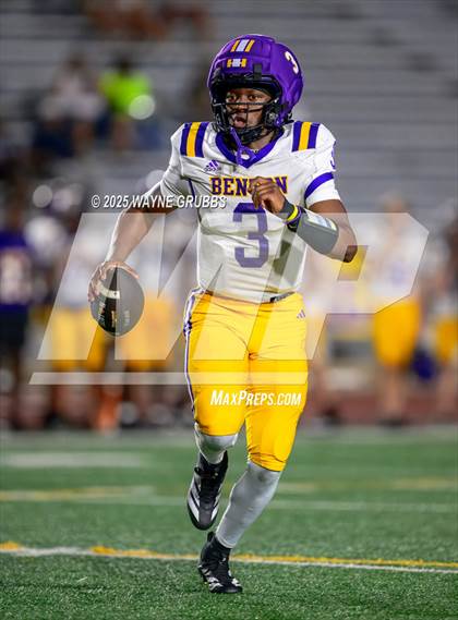 Thumbnail 3 in Benton @ Captain Shreve photogallery.
