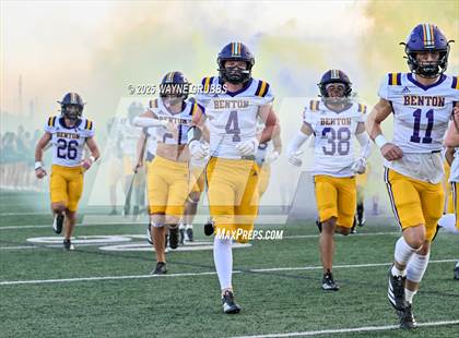 Thumbnail 2 in Benton @ Captain Shreve photogallery.