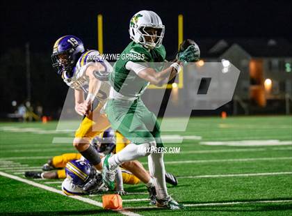 Thumbnail 3 in Benton @ Captain Shreve photogallery.