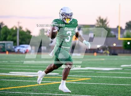 Thumbnail 2 in Benton @ Captain Shreve photogallery.