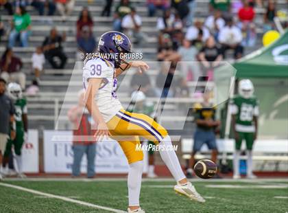 Thumbnail 2 in Benton @ Captain Shreve photogallery.