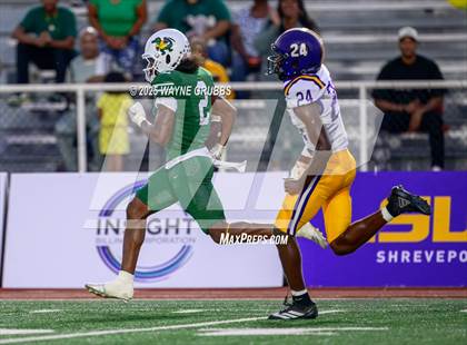Thumbnail 1 in Benton @ Captain Shreve photogallery.