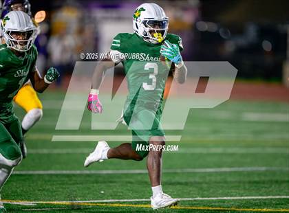 Thumbnail 3 in Benton @ Captain Shreve photogallery.