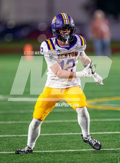 Thumbnail 3 in Benton @ Captain Shreve photogallery.