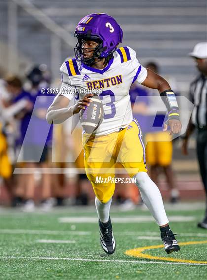 Thumbnail 2 in Benton @ Captain Shreve photogallery.