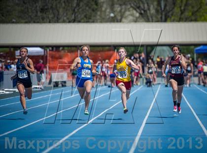 Thumbnail 3 in BYU Invitational Track Meet (Girls) photogallery.