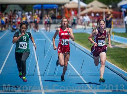 Thumbnail 3 in BYU Invitational Track Meet (Girls) photogallery.