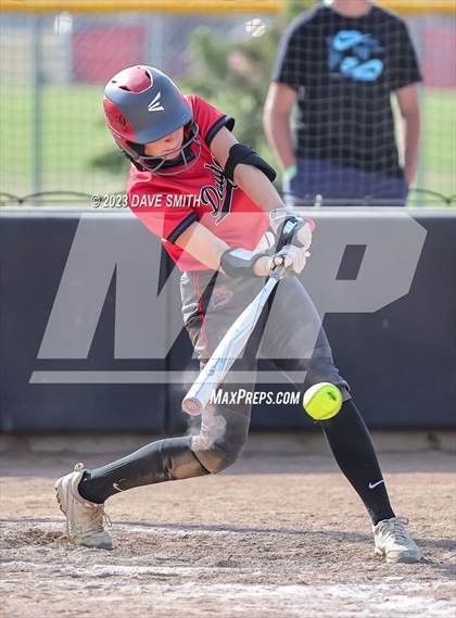 Thumbnail 1 in Fort Dodge vs Linn-Mar (Linn-Mar/Alburnett Invitational) photogallery.