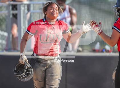 Thumbnail 1 in Fort Dodge vs Linn-Mar (Linn-Mar/Alburnett Invitational) photogallery.