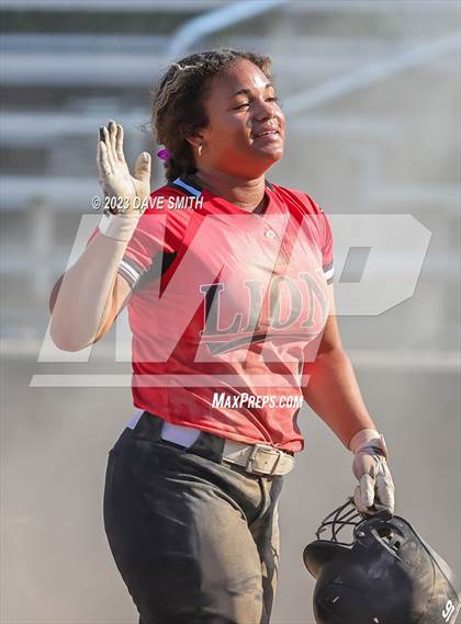 Thumbnail 1 in Fort Dodge vs Linn-Mar (Linn-Mar/Alburnett Invitational) photogallery.