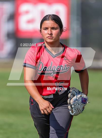 Thumbnail 3 in Fort Dodge vs Linn-Mar (Linn-Mar/Alburnett Invitational) photogallery.