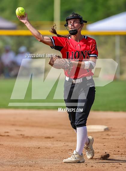 Thumbnail 2 in Fort Dodge vs Linn-Mar (Linn-Mar/Alburnett Invitational) photogallery.