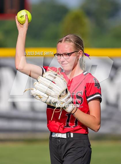 Thumbnail 3 in Fort Dodge vs Linn-Mar (Linn-Mar/Alburnett Invitational) photogallery.