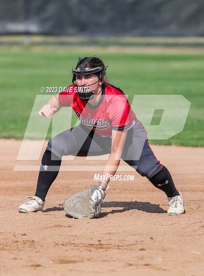 Thumbnail 3 in Fort Dodge vs Linn-Mar (Linn-Mar/Alburnett Invitational) photogallery.