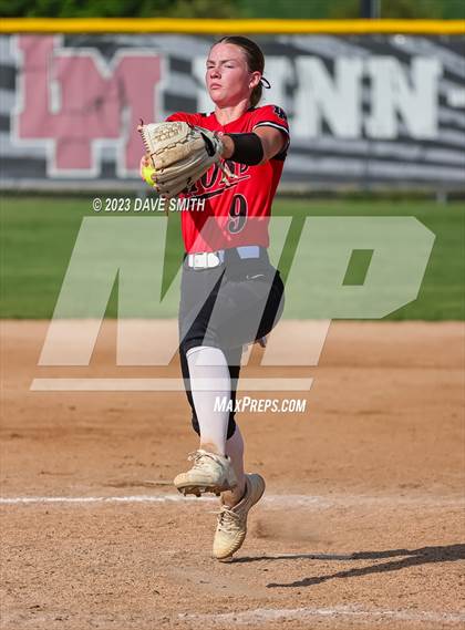 Thumbnail 3 in Fort Dodge vs Linn-Mar (Linn-Mar/Alburnett Invitational) photogallery.