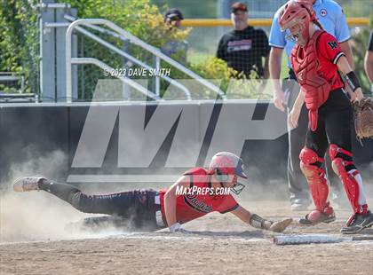 Thumbnail 2 in Fort Dodge vs Linn-Mar (Linn-Mar/Alburnett Invitational) photogallery.