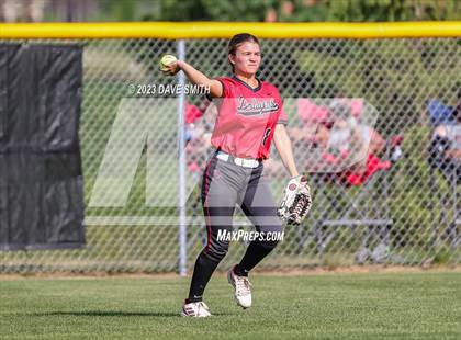 Thumbnail 2 in Fort Dodge vs Linn-Mar (Linn-Mar/Alburnett Invitational) photogallery.