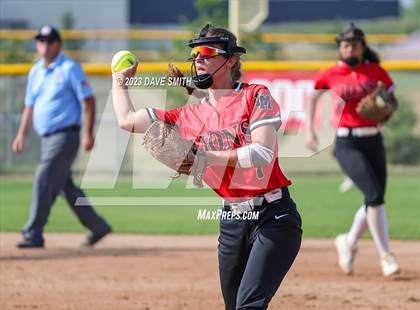 Thumbnail 3 in Fort Dodge vs Linn-Mar (Linn-Mar/Alburnett Invitational) photogallery.