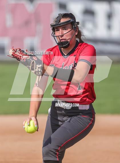 Thumbnail 1 in Fort Dodge vs Linn-Mar (Linn-Mar/Alburnett Invitational) photogallery.