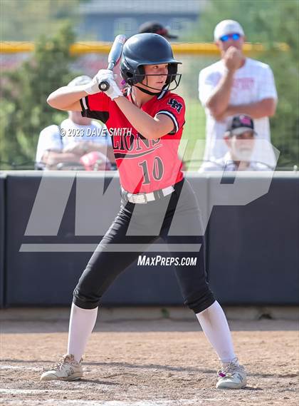 Thumbnail 1 in Fort Dodge vs Linn-Mar (Linn-Mar/Alburnett Invitational) photogallery.
