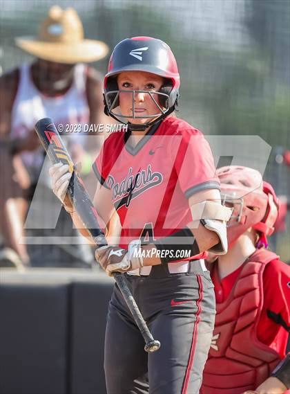 Thumbnail 3 in Fort Dodge vs Linn-Mar (Linn-Mar/Alburnett Invitational) photogallery.